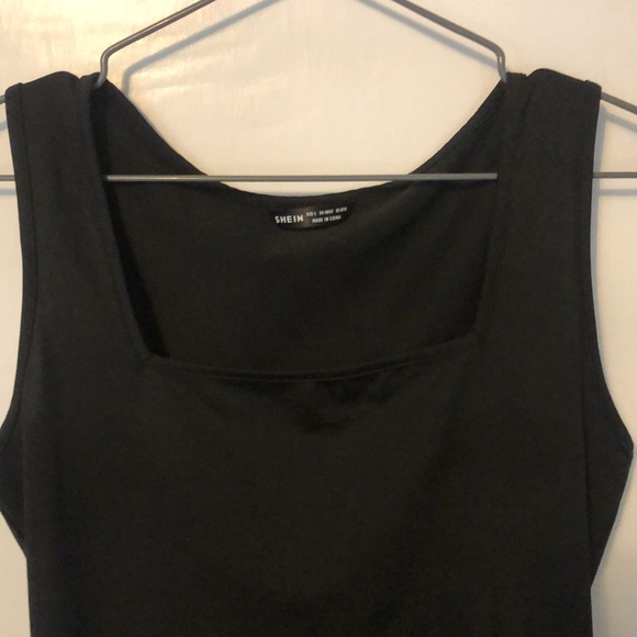 SHEIN black crop top - Picture 3 of 5